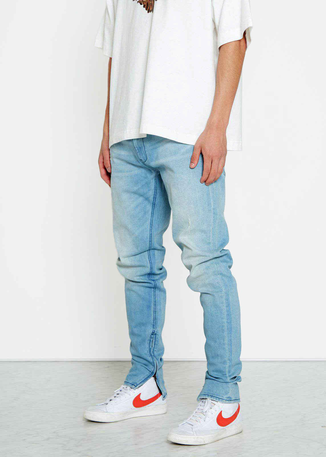 Men's Side Zip Slim Fit Denim in Light Blue Wash - Konus Brand  
