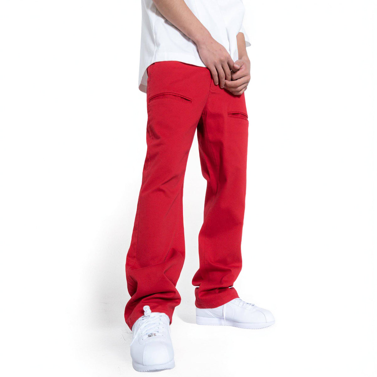 Konus Men's Baggy Chino Pants in Red  