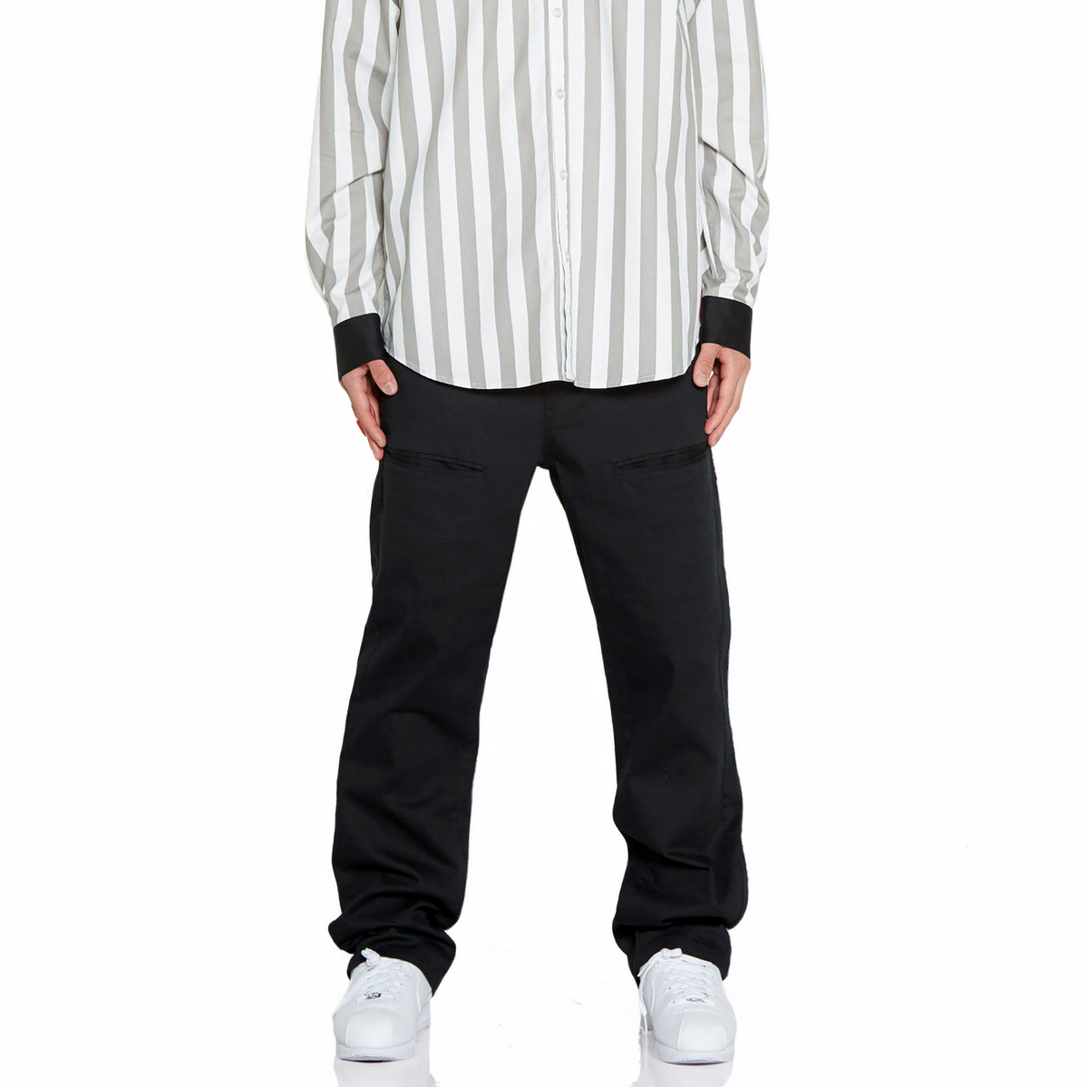 Konus Men's Baggy Chino Pants in Black  